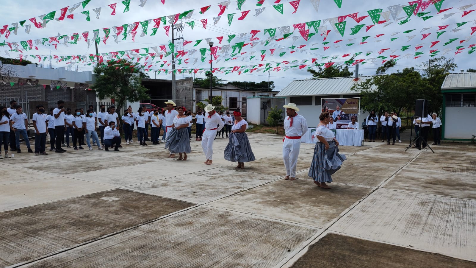 Celebran Fiestas Patrias en ICATECH Jiquipilas