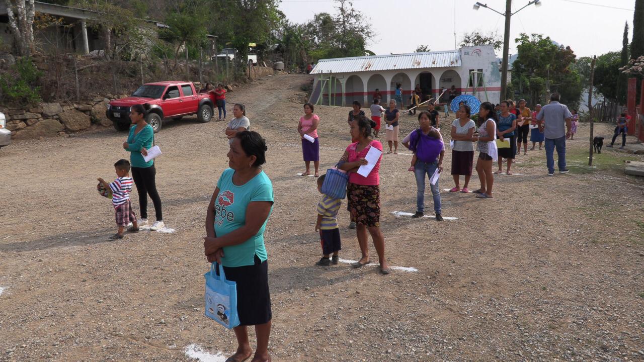 Entrega de alimentos se realiza casa por casa para no arriesgar salud y seguridad de la gente: Rutilio Escandón